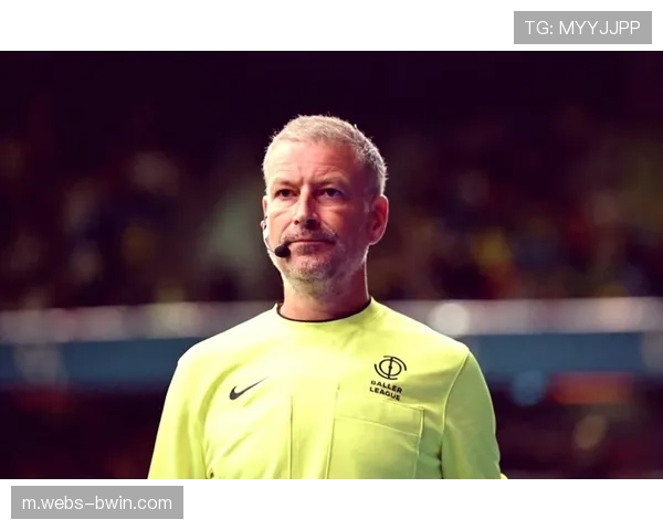 英超总监会谈聚焦定位球 禁区内拉拽判罚尺度受关注